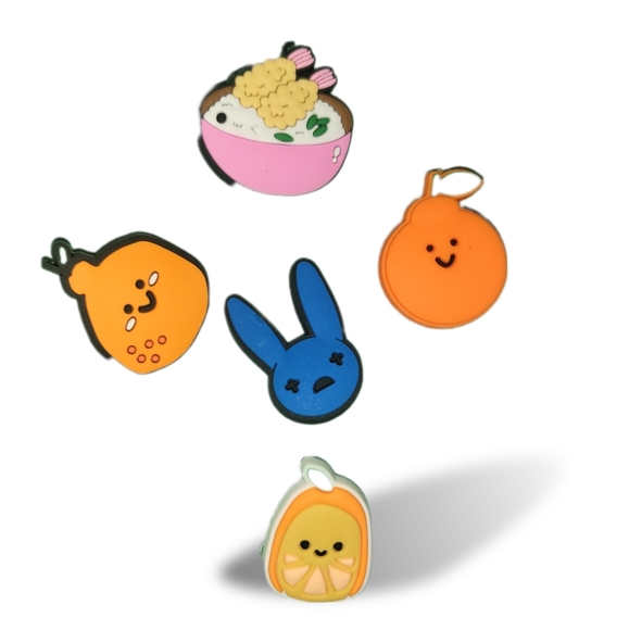 5 Pack Random Shoe Charms - Picture 2 of 4